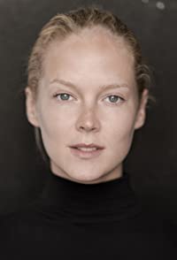 Rosy McEwen