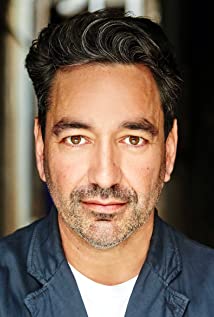 Alex Papps