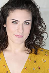 Kelsey Deroian