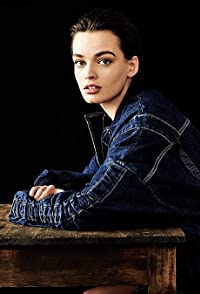 Emma Mackey