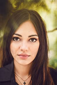 Nilam Farooq