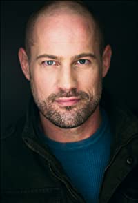 Carson Lee