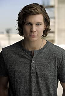 Luke Shelton