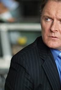 Robert Glenister