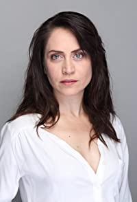 Selen Ozturk