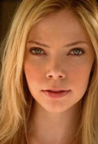 Riki Lindhome