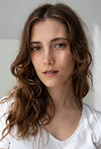 Sarah-Sofie Boussnina