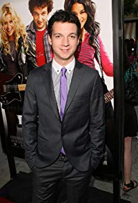 Gaelan Connell