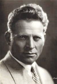 Fred Kohler