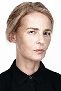 Elin Petersdottir