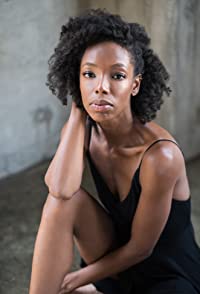Elle Lorraine