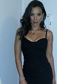 Valenzia Algarin