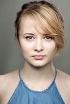 Shannon Tarbet