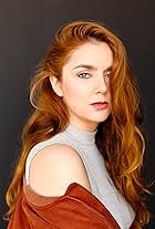 Lauren Faulkner