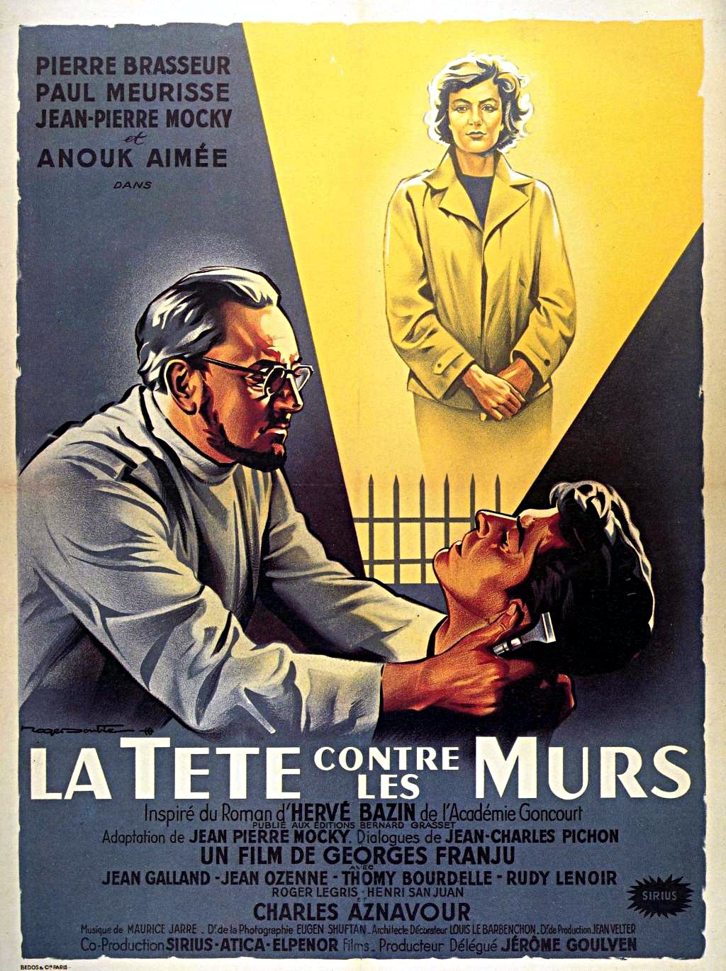 La tete contre les murs