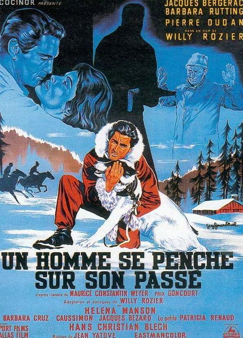 Un homme se penche sur son passe