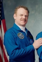 Moonbase 8 S01E01 1080p WEB H264-GGWP